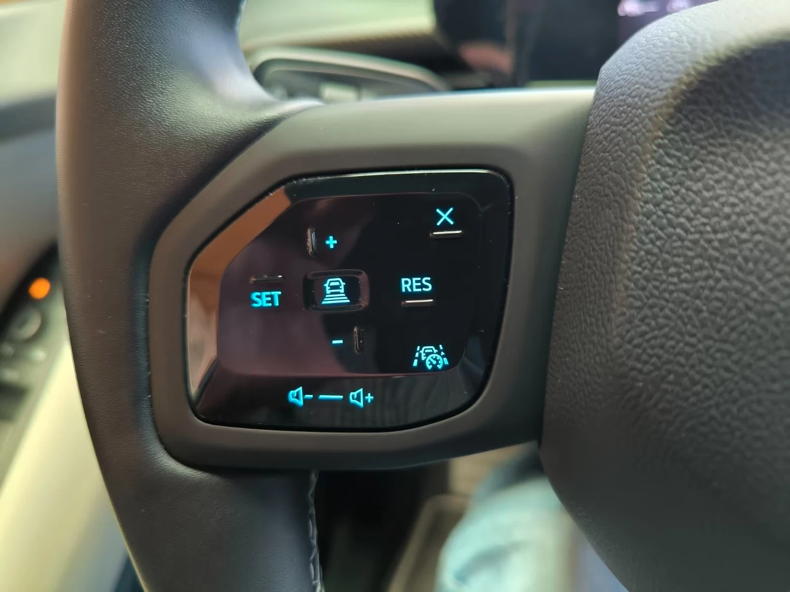 Ford Capri Premium RWD 77kWh 360* B/O DISTR MATRIX HUD W/P, снимка 16 - Автомобили и джипове - 55018816