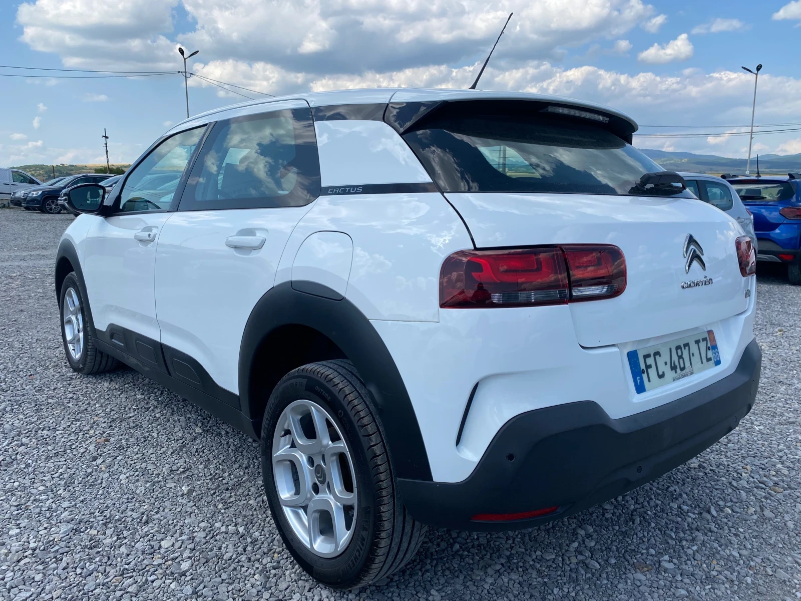 Citroen C4 Cactus 1.2Turbo 73000km* AUTOMATIC * EVRO6 , снимка 2 - Автомобили и джипове - 54978856