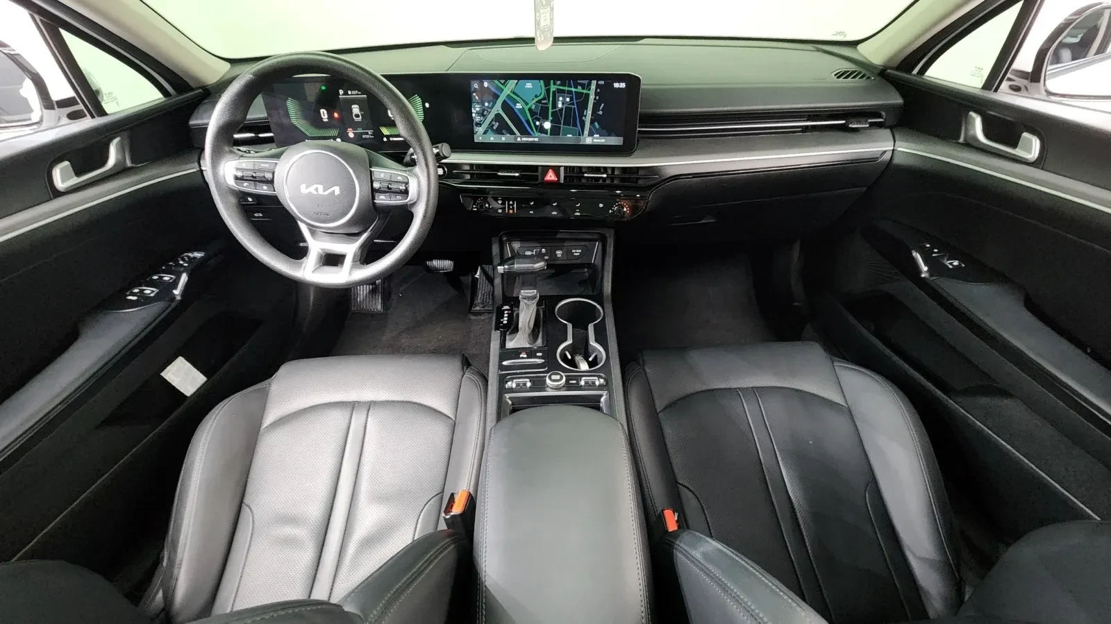 Kia K5 2.0 LPG* NAVI* CAM* ПОДГРЕВ, снимка 13 - Автомобили и джипове - 55146144