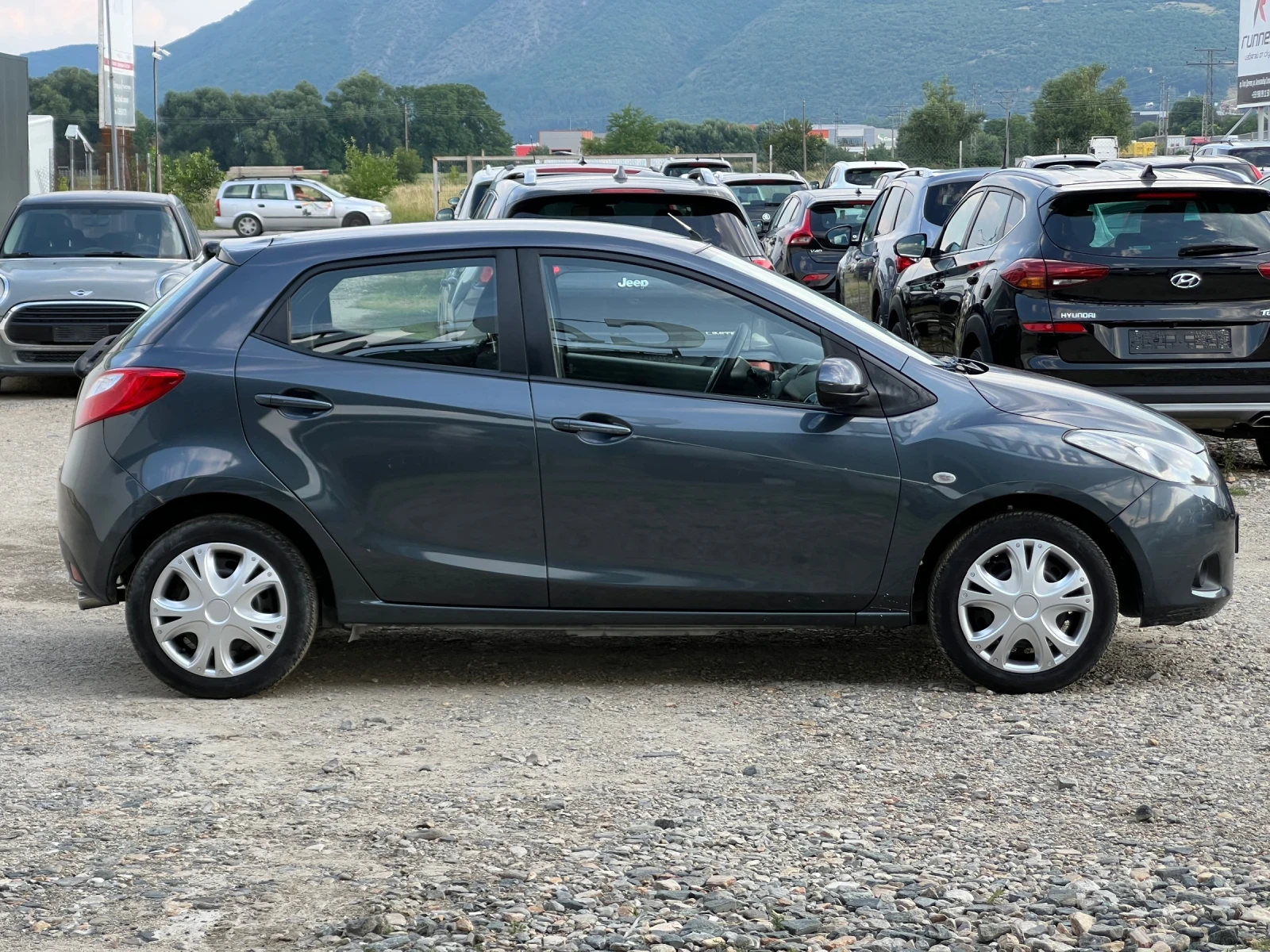 Mazda 2 1.3i-75к.с./ Климатик/ Италия, снимка 4 - Автомобили и джипове - 55362778