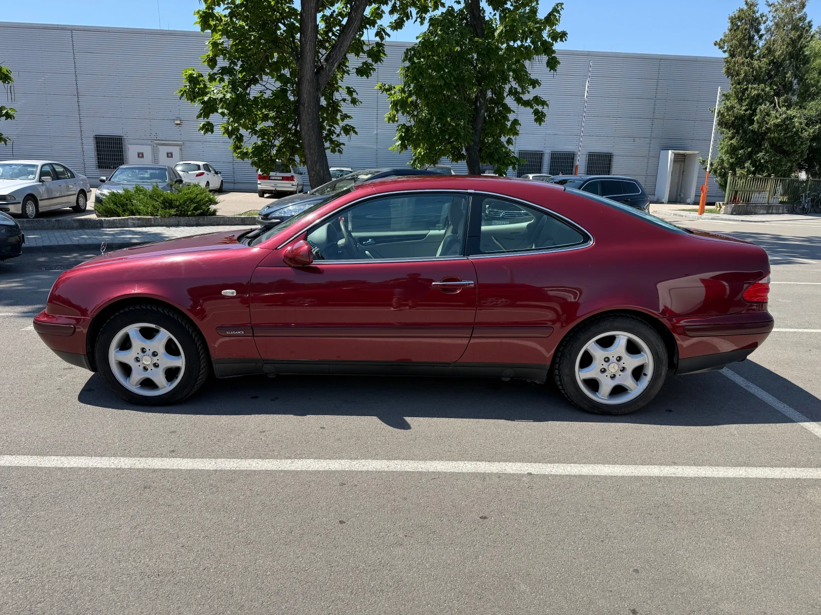 Mercedes-Benz CLK 230 Kompressor, снимка 2 - Автомобили и джипове - 55420606