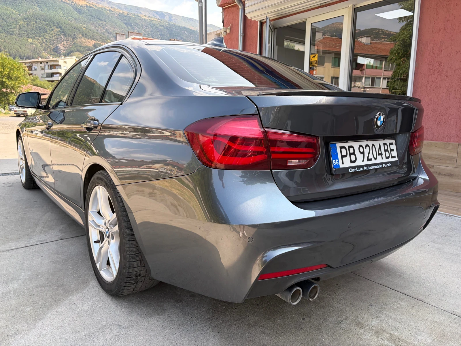 BMW 320 M-Sport | ConnectedDrive | Facelift, снимка 6 - Автомобили и джипове - 55787943