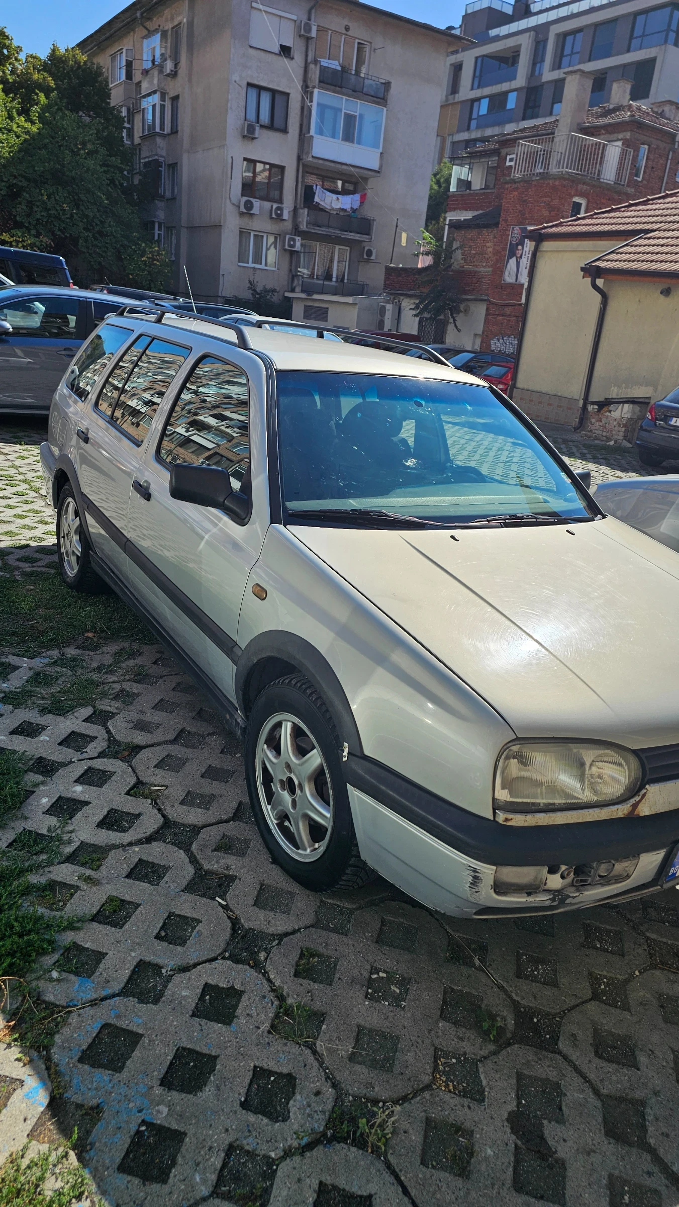 VW Golf комби, снимка 3 - Автомобили и джипове - 56068407