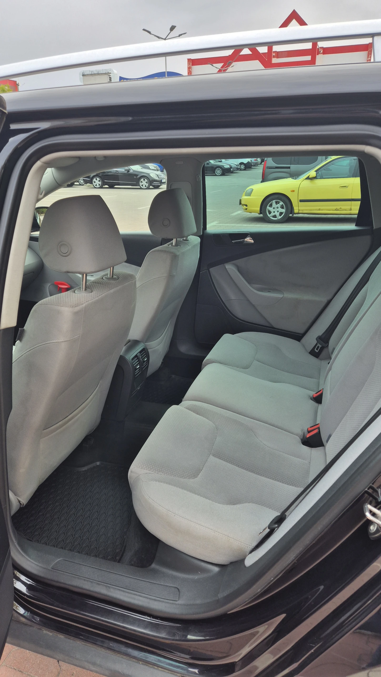 VW Passat 1.9TDI - Comfort Line, снимка 12 - Автомобили и джипове - 56223108