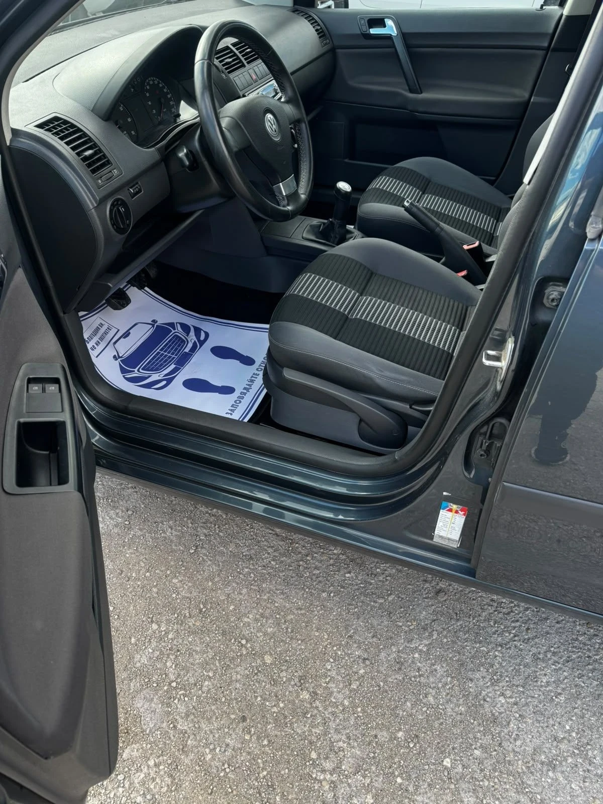 VW Polo КЛИМАТИК, FACELIFT, 139600км, снимка 9 - Автомобили и джипове - 56229447