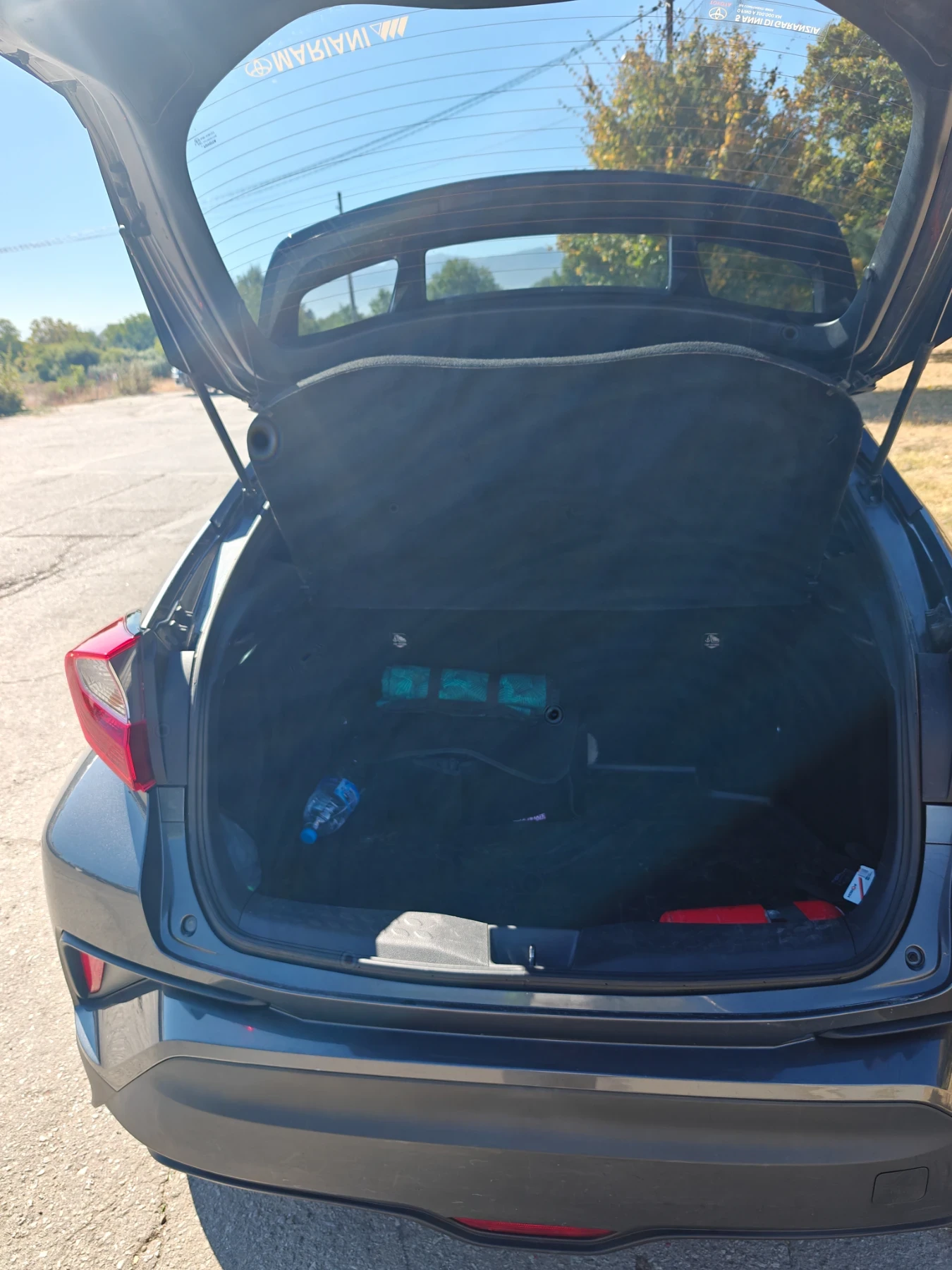 Toyota C-HR, снимка 6 - Автомобили и джипове - 56364807