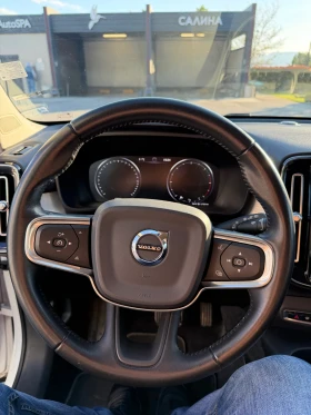 Volvo XC40, снимка 10