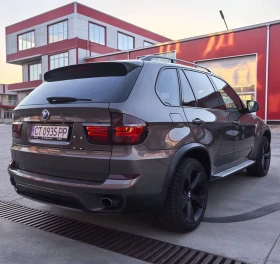 BMW X5 xDrive 40d M-Pack* PANO* TV* COMFORT* SPORT* HUD*  | Mobile.bg � ����� ������ 5