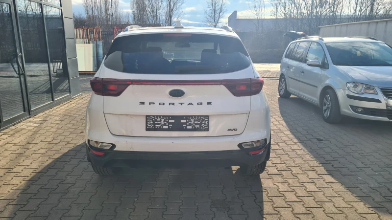 Kia Sportage, снимка 5 - Автомобили и джипове - 48990243