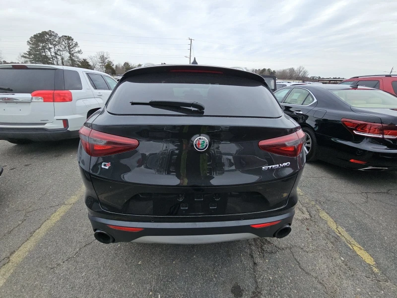 Alfa Romeo Stelvio, снимка 5 - Автомобили и джипове - 49217156