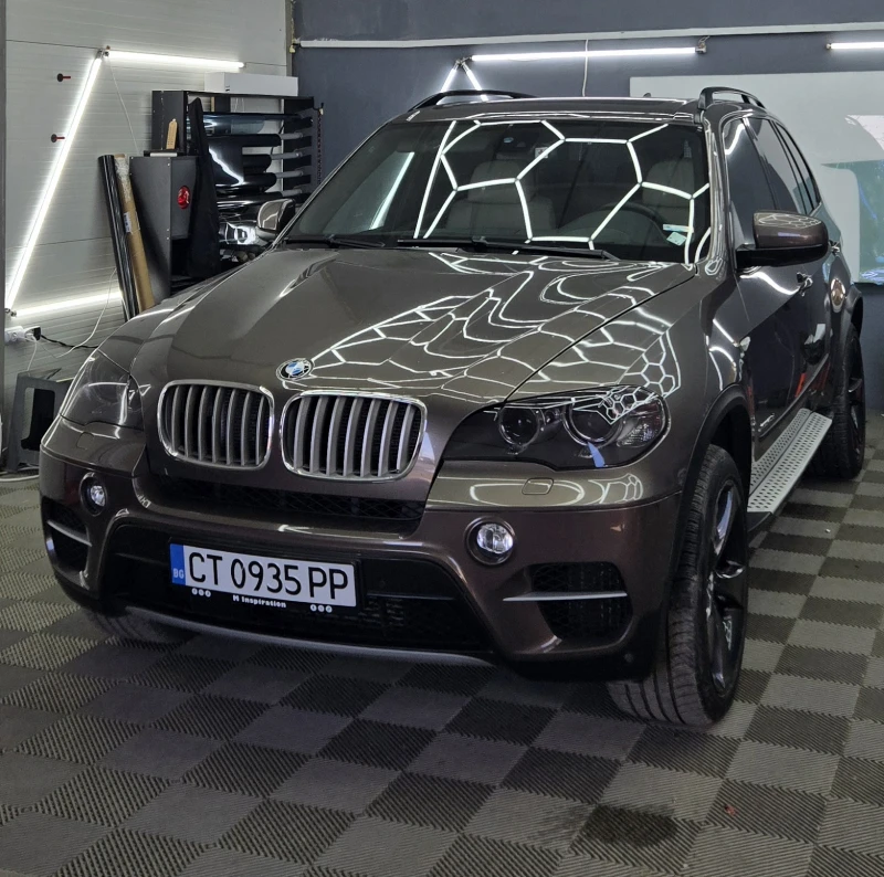 BMW X5 xDrive 40d M-Pack* PANO* TV* COMFORT* SPORT* HUD* , снимка 3 - Автомобили и джипове - 52613563