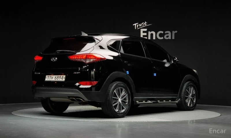 Hyundai Tucson, снимка 2 - Автомобили и джипове - 52875211