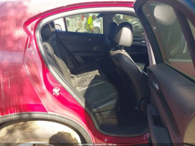 Alfa Romeo Stelvio AWD/АВТОКРЕДИТИРАНЕ ОТ 455 ЛВ НА МЕСЕЦ!, снимка 8 - Автомобили и джипове - 52736240