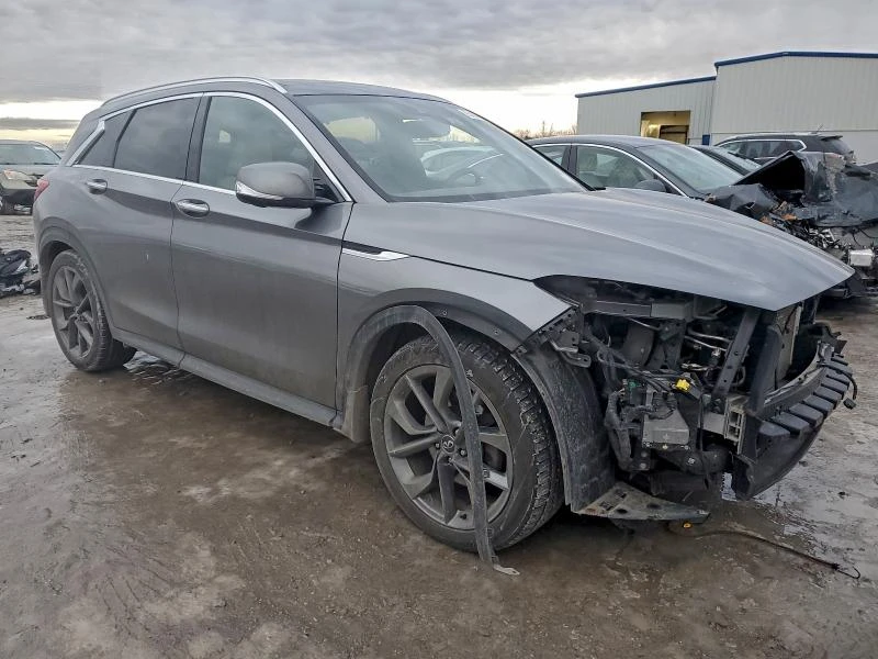 Infiniti QX50 2.0L 4 All wheel drive, снимка 9 - Автомобили и джипове - 52904657