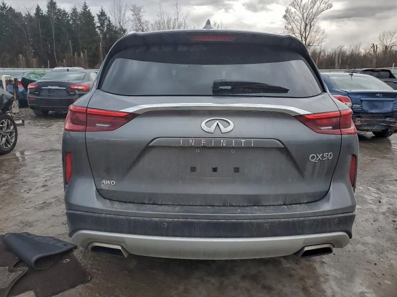 Infiniti QX50 2.0L 4 All wheel drive, снимка 11 - Автомобили и джипове - 52904657