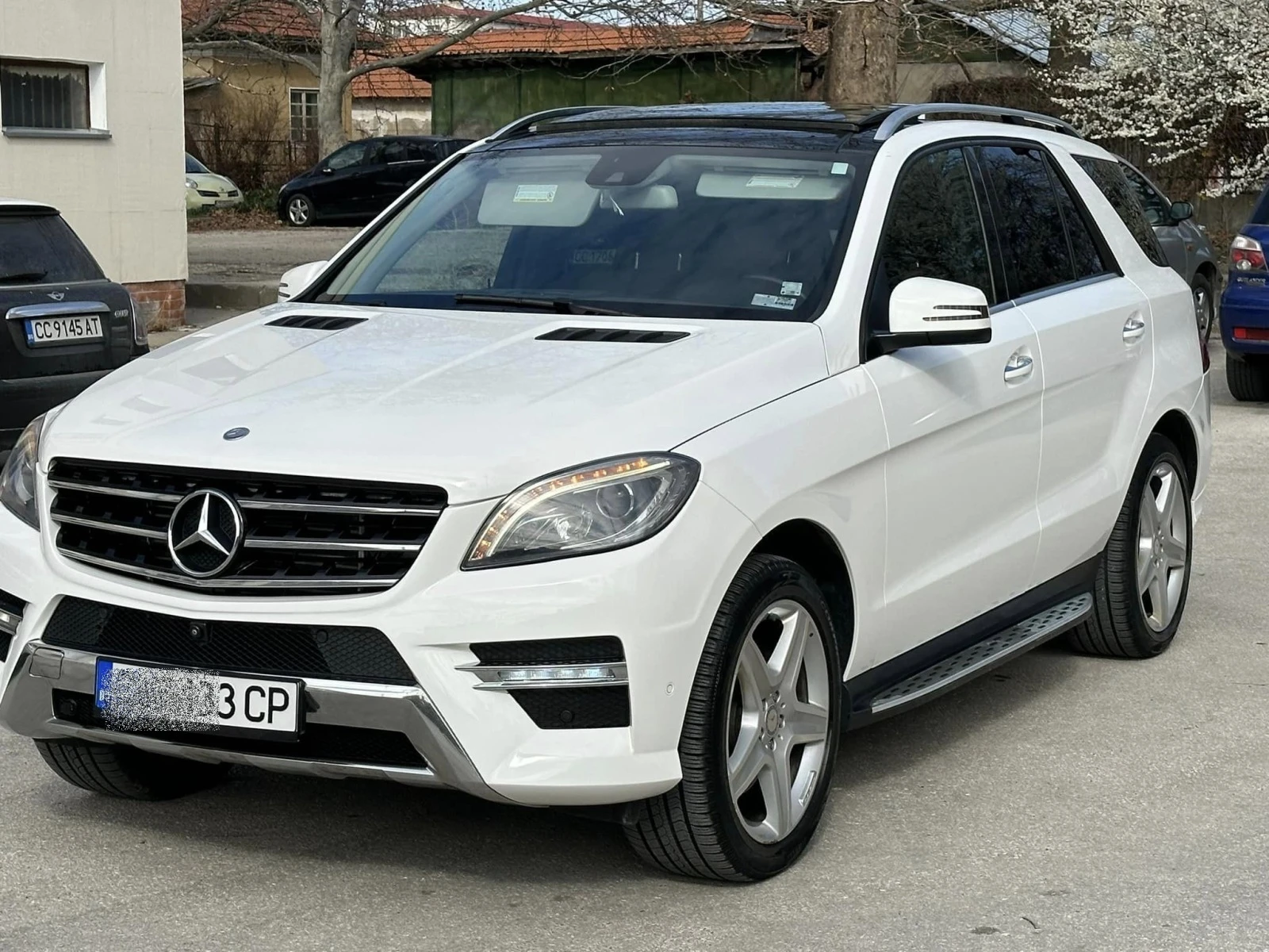 Mercedes-Benz ML 350  - изображение 2