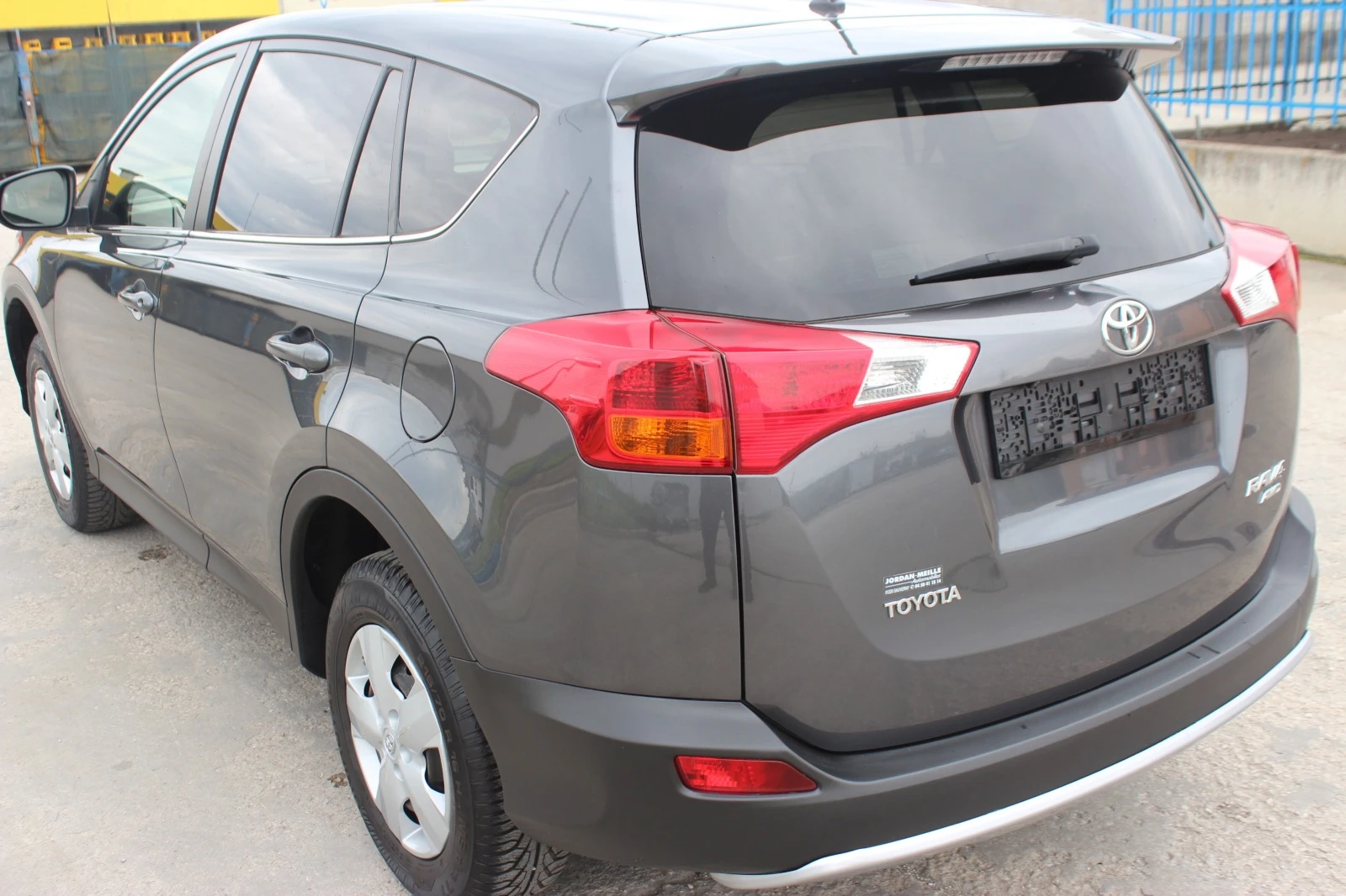 Toyota Rav4 2.0i 152к.с. АВТОМАТ, 4x4, Швейцария, УНИКАТ - изображение 7