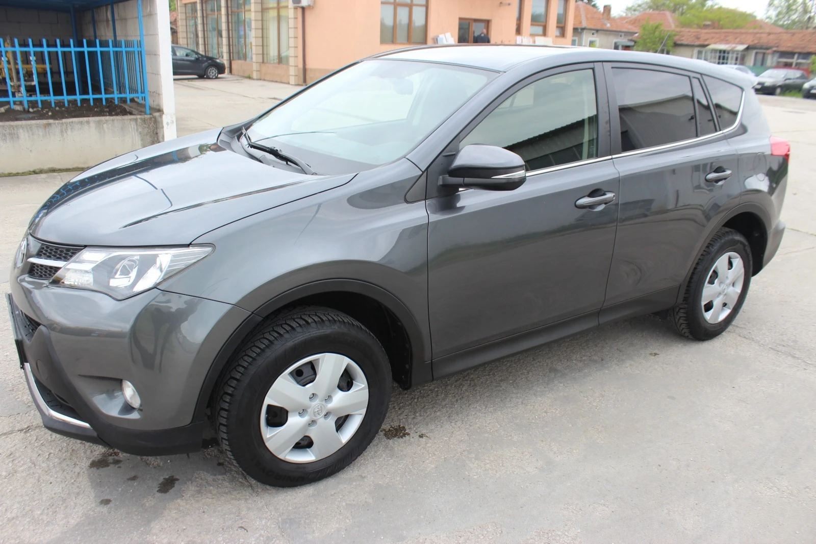 Toyota Rav4 2.0i 152к.с. АВТОМАТ, 4x4, Швейцария, УНИКАТ - изображение 10