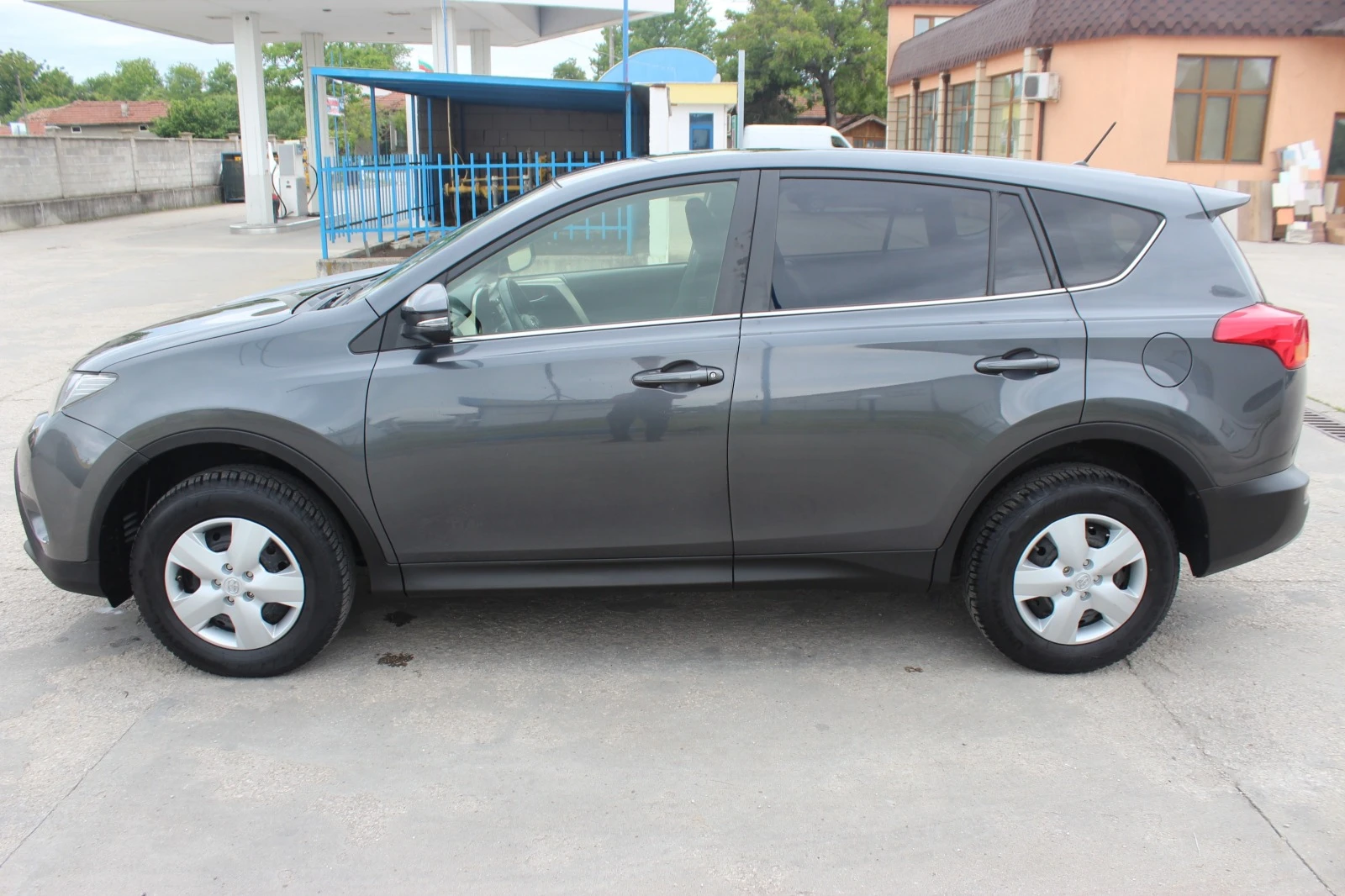 Toyota Rav4 2.0i 152к.с. АВТОМАТ, 4x4, Швейцария, УНИКАТ - изображение 9