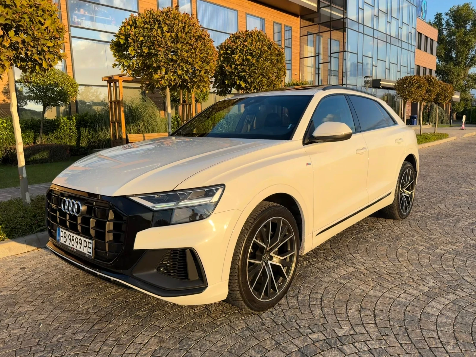 Audi Q8 ПЕРФЕКТНА
