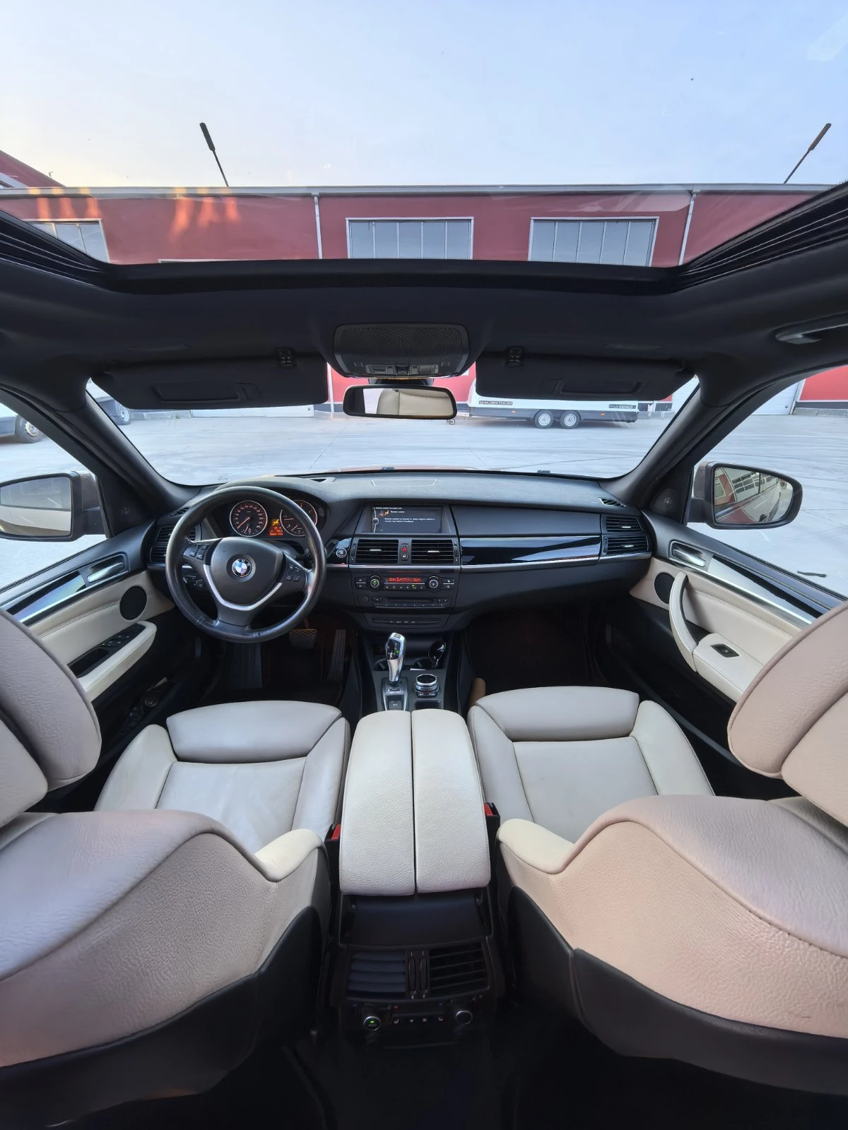 BMW X5 xDrive 40d M-Pack* PANO* TV* COMFORT* SPORT* HUD* , снимка 9 - Автомобили и джипове - 53200797