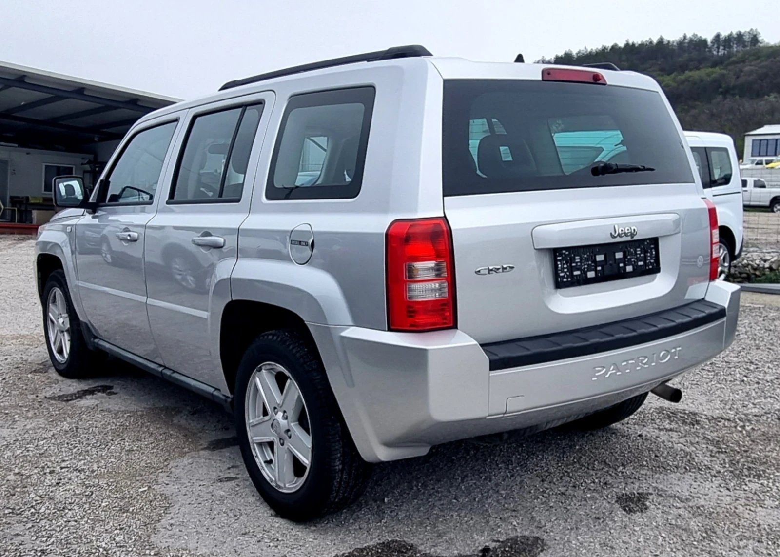 Jeep Patriot 2.2crd 163k.c. 4x4, снимка 4 - Автомобили и джипове - 54164349
