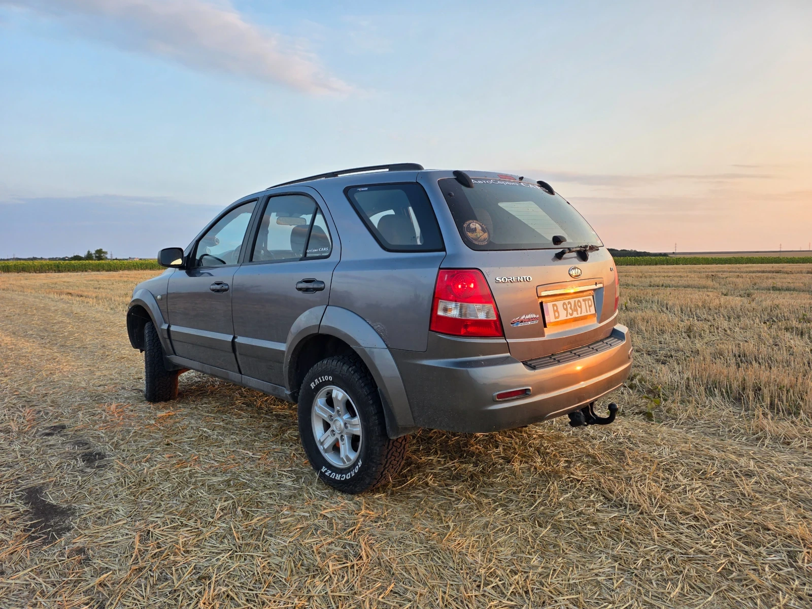 Kia Sorento 2.5, снимка 3 - Автомобили и джипове - 55657790