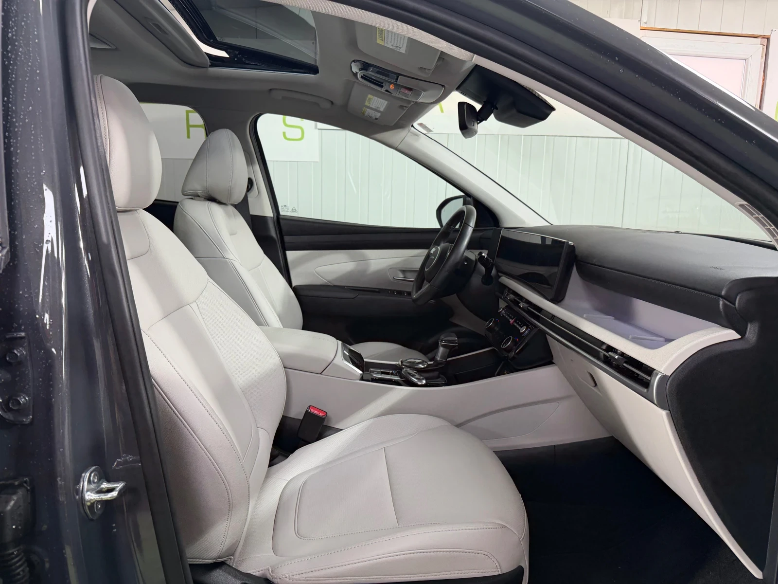 Hyundai Tucson * 4x4* Facelift  * 16200 KM* , снимка 8 - Автомобили и джипове - 56601264