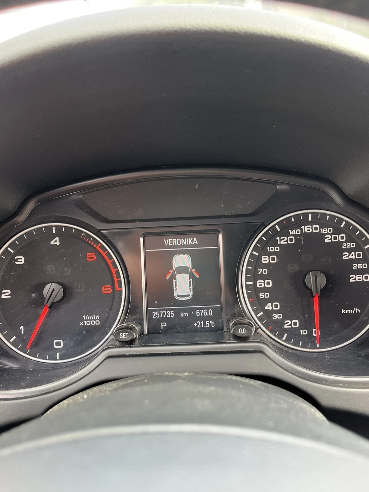 Audi Q5, снимка 7 - Автомобили и джипове - 56043443