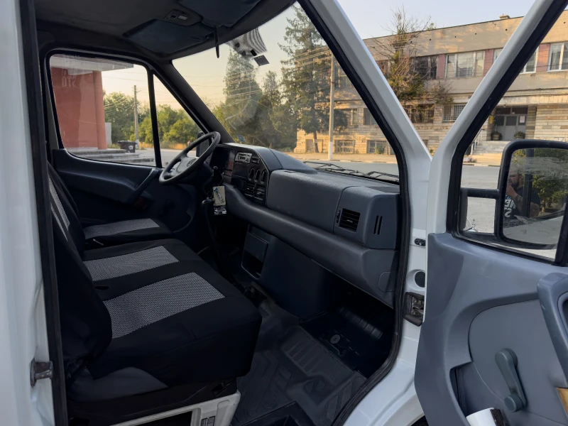 Mercedes-Benz Sprinter 412 2.9d= БОРДОВИ= КАТО НОВ= , снимка 8 - Бусове и автобуси - 51649472