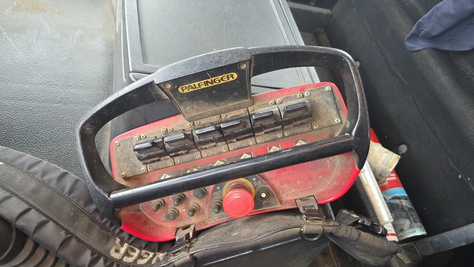 Mercedes-Benz Actros 33 41 6х4  PALFINGER PK 20002, снимка 12 - Камиони - 53913919