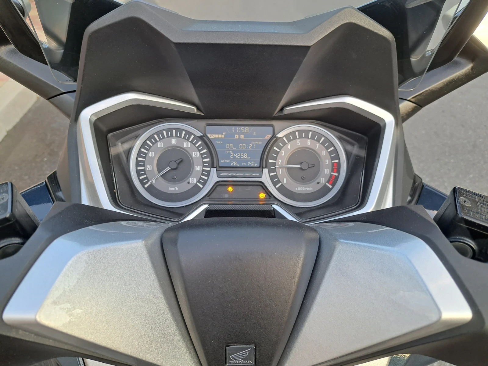 Honda Forza 300 LED TC - изображение 10