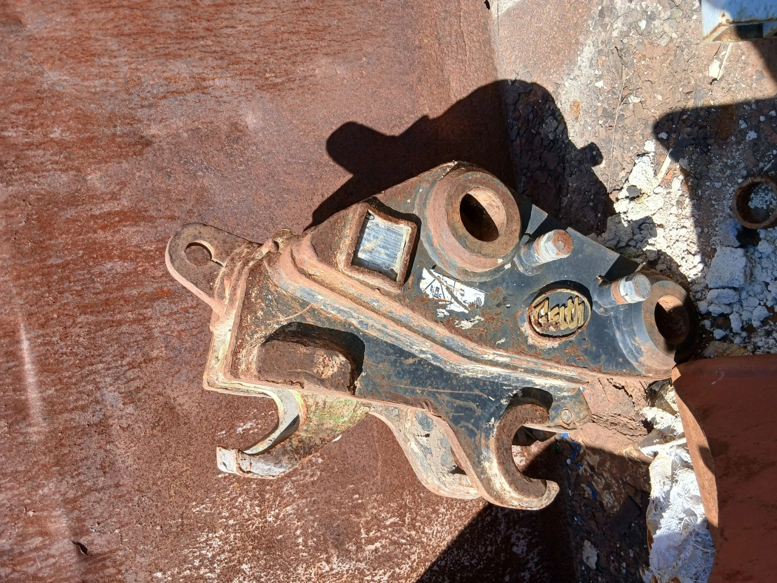 Бързосменник за мини багер, снимка 5 - Части - 54251900