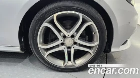 Mercedes-Benz E 250 BlueTec 4MATIC , снимка 16