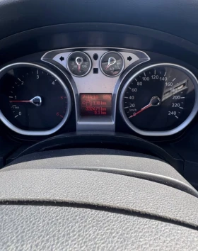 Ford Focus 2.0TDi Automatic, снимка 6