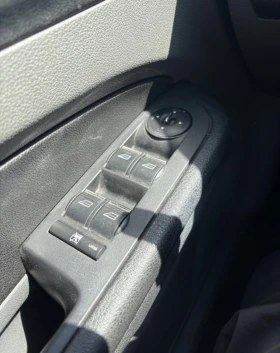 Ford Focus 2.0TDi Automatic, снимка 8