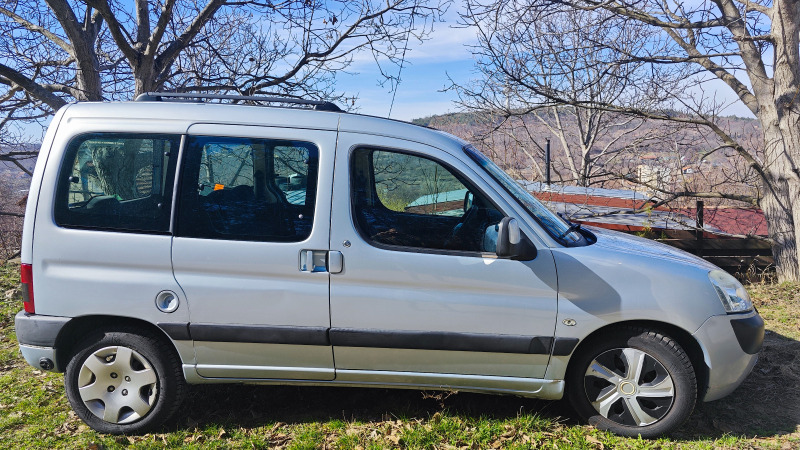 Peugeot Partner, снимка 4 - Автомобили и джипове - 45616850