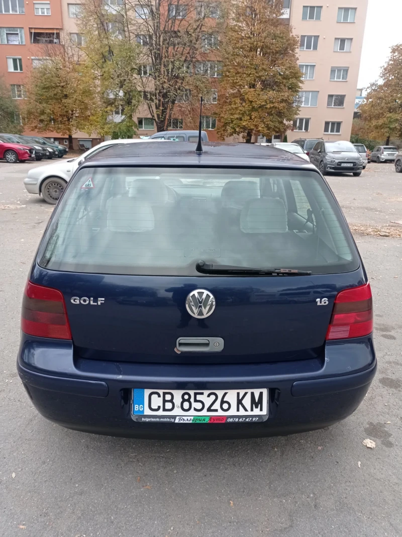 VW Golf Хечбек , снимка 5 - Автомобили и джипове - 47983602