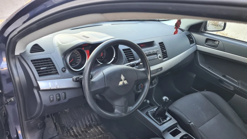 Mitsubishi Lancer, снимка 8 - Автомобили и джипове - 48575745