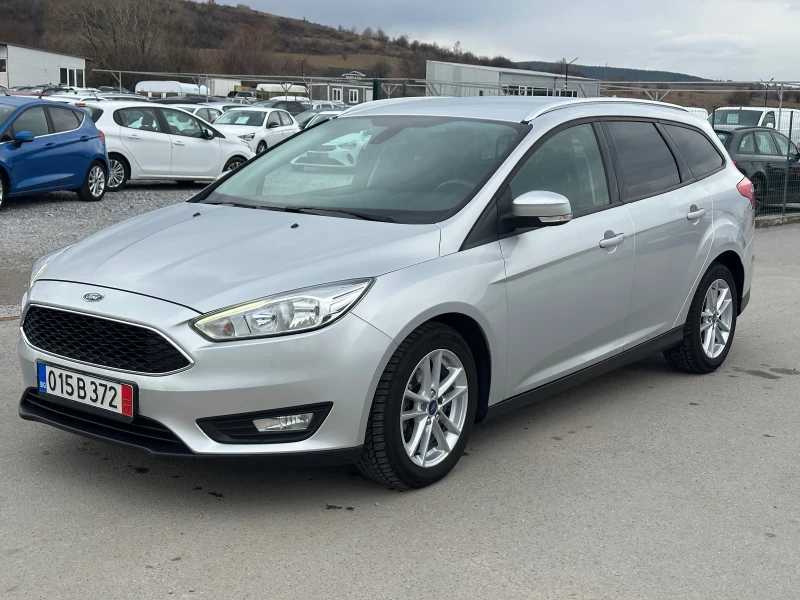 Ford Focus 1.5, снимка 3 - Автомобили и джипове - 49275287