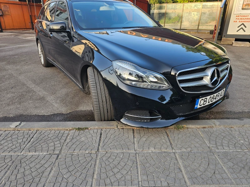 Mercedes-Benz E 220, снимка 2 - Автомобили и джипове - 52268762