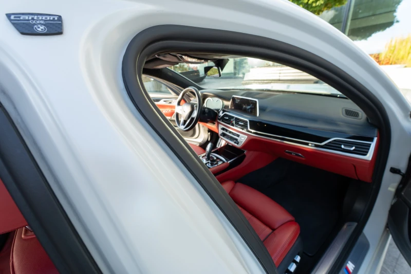 BMW 750 Li, снимка 5 - Автомобили и джипове - 52440236