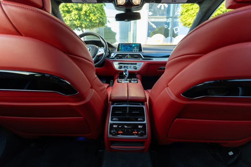 BMW 750 Li, снимка 14 - Автомобили и джипове - 52440236