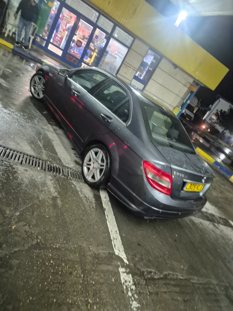 Mercedes-Benz C 200 C200 AMG, снимка 4 - Автомобили и джипове - 52679453