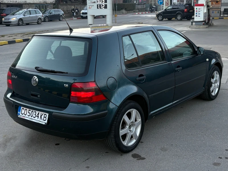 VW Golf, снимка 4 - Автомобили и джипове - 52740332