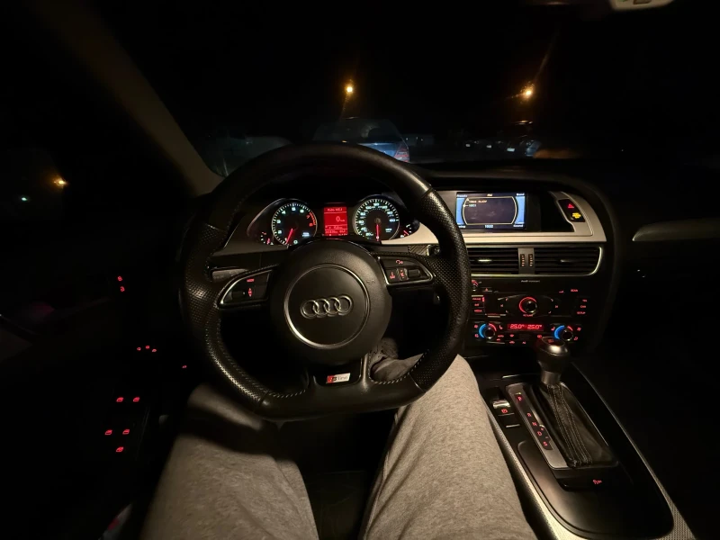 Audi A4 2TFSI, снимка 6 - Автомобили и джипове - 52966819
