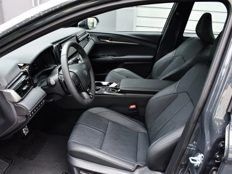 Toyota Camry Hybrid XSE AWD С РЕГИСТРАЦИЯ & АВТО КРЕДИТ, снимка 6 - Автомобили и джипове - 53271942