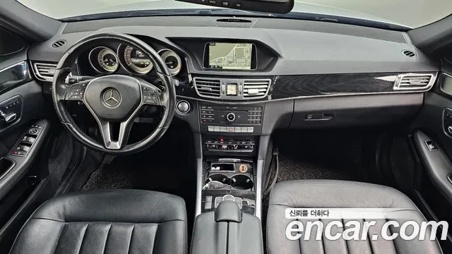Mercedes-Benz E 250 BlueTec 4MATIC , снимка 6 - Автомобили и джипове - 54031723