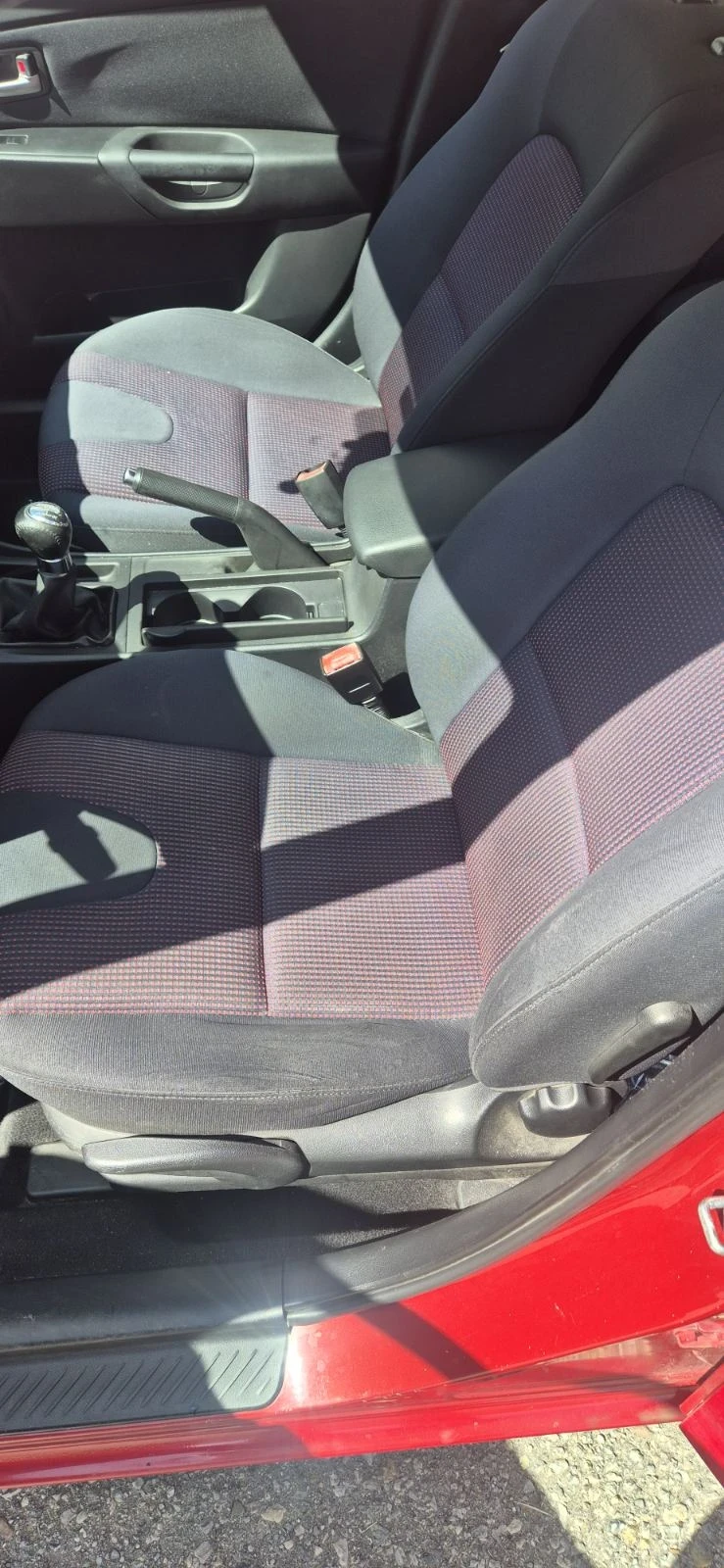 Mazda 3, снимка 7 - Автомобили и джипове - 55302712