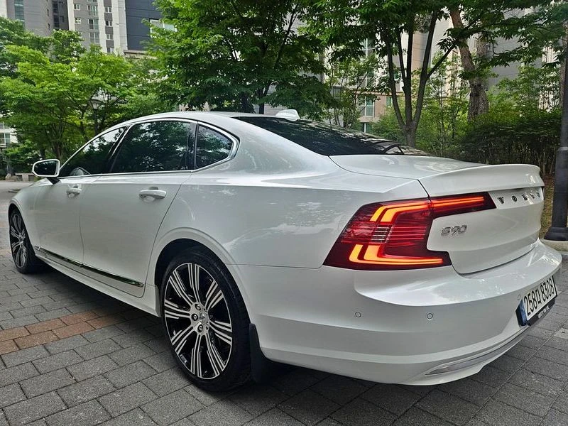 Volvo S90 2.0 Automatic КРАЙНА ЦЕНА: 30083 EUR, снимка 3 - Автомобили и джипове - 55966925